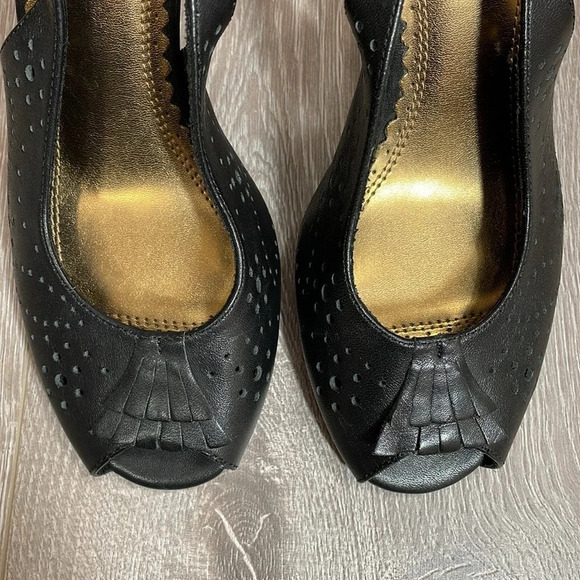 NWOT Seychelles Black Leather Slingback Pumps Heels 7.5 - Picture 5 of 16